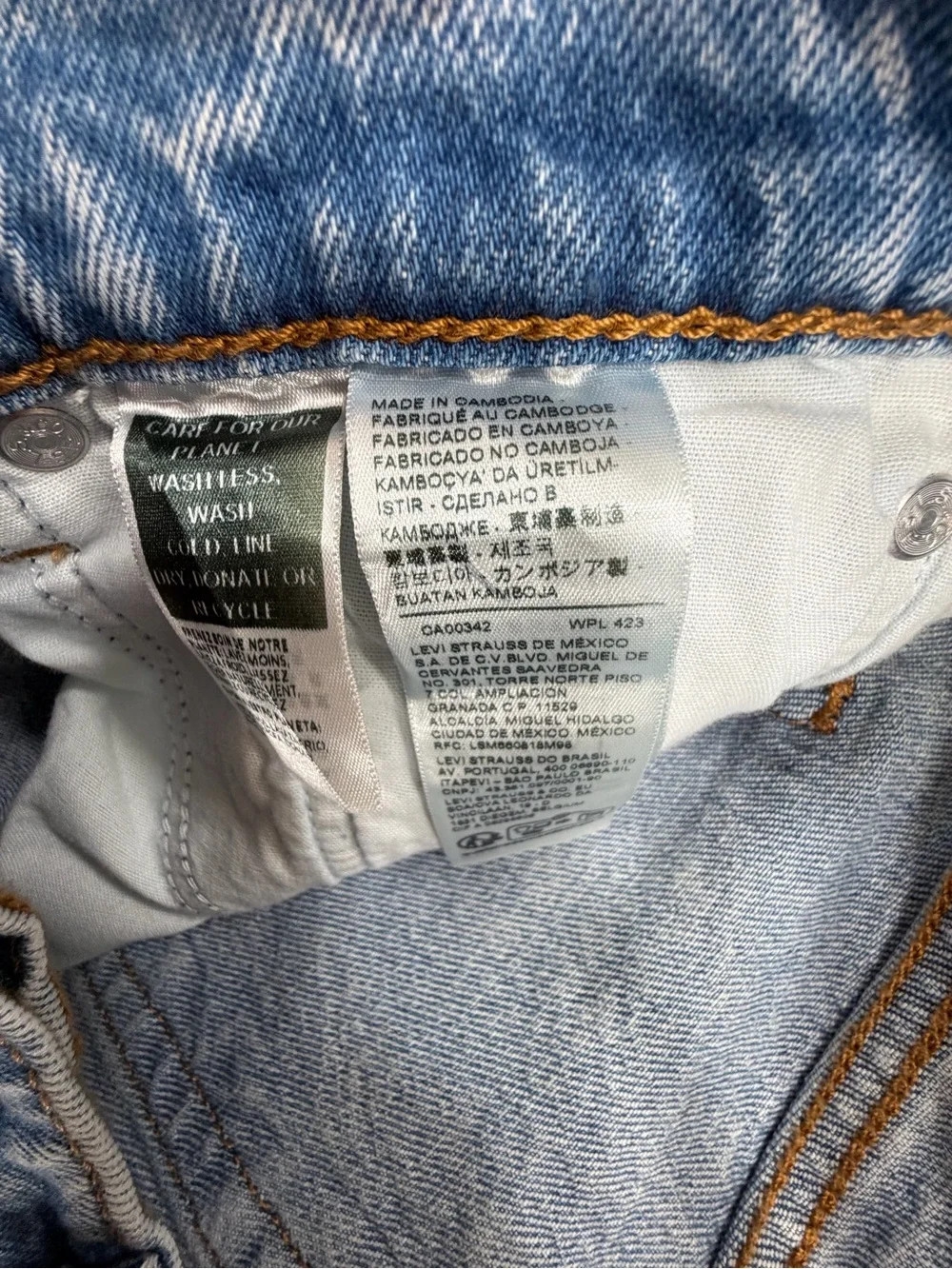 Levi's Premium Wedgie Straight Jeans Size 31 Light Wash High Rise Button Fly